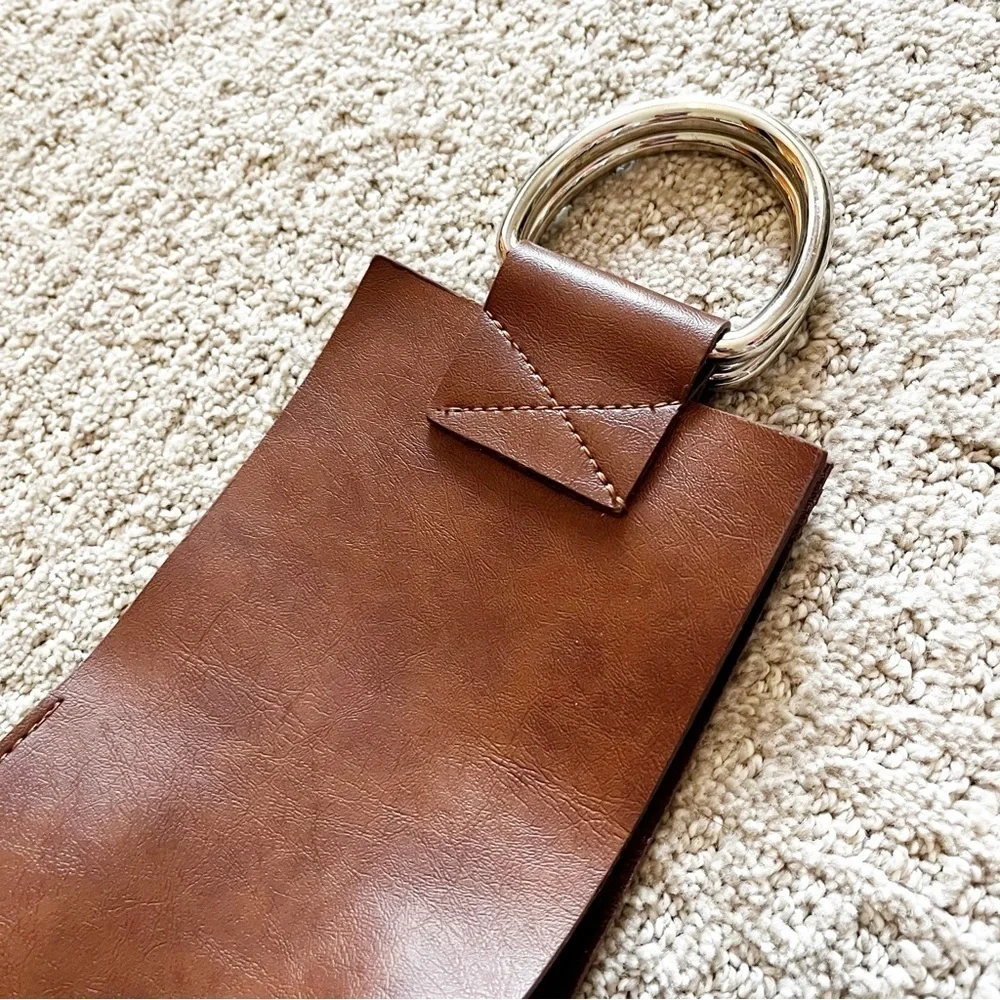 Brown Faux Leather Wine Carrier Tote Bag Top Metal Ring Handle Party Travel